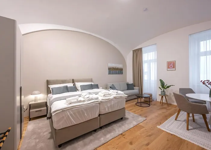 1 Bdr - Sunshine, Right Near Vienna's Old *